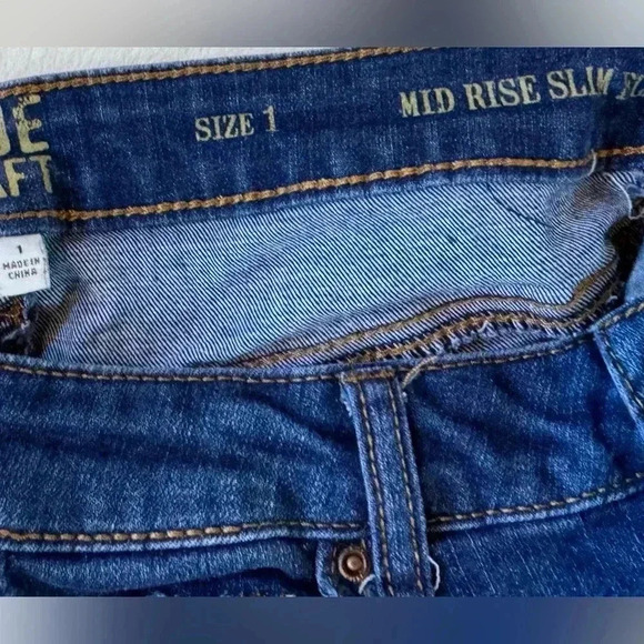 Mid-Rise Slim Flare Distressed Hem Jeans Juniors Size 1 Blue - Picture 5 of 5